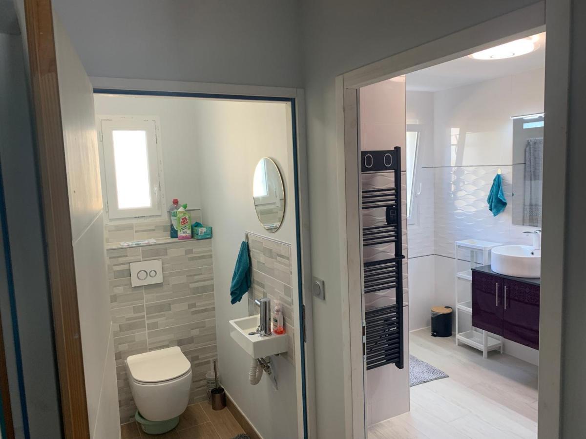 נבר Chambre Privee/Climatisee+Tv /Petit Dejeuner Inclu/Tout Confort מראה חיצוני תמונה