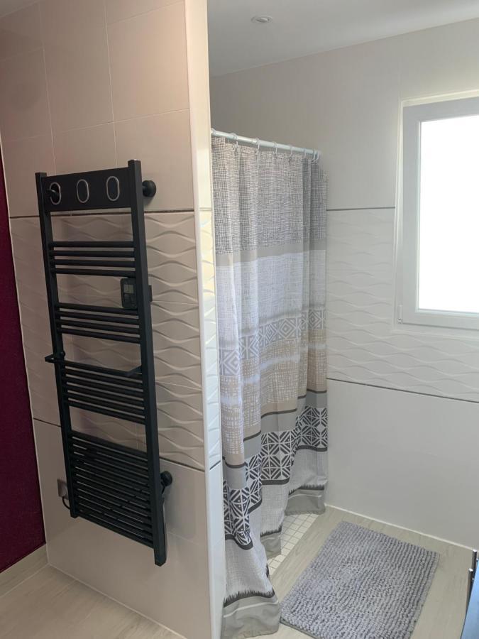 נבר Chambre Privee/Climatisee+Tv /Petit Dejeuner Inclu/Tout Confort מראה חיצוני תמונה