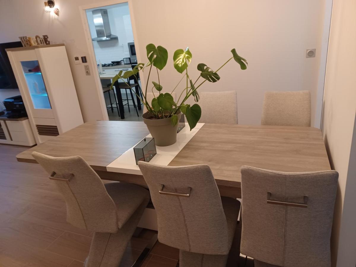 נבר Chambre Privee/Climatisee+Tv /Petit Dejeuner Inclu/Tout Confort מראה חיצוני תמונה