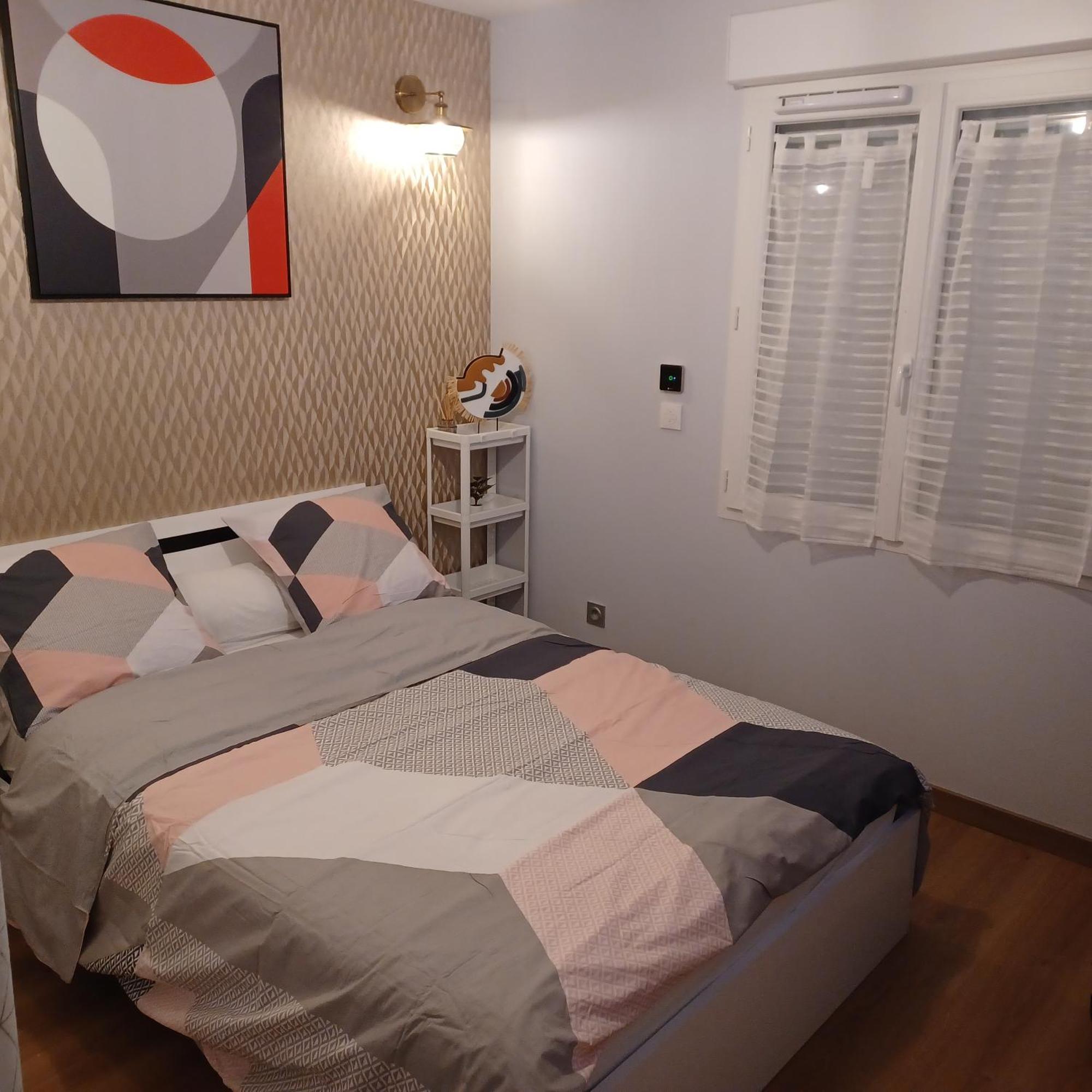 נבר Chambre Privee/Climatisee+Tv /Petit Dejeuner Inclu/Tout Confort מראה חיצוני תמונה